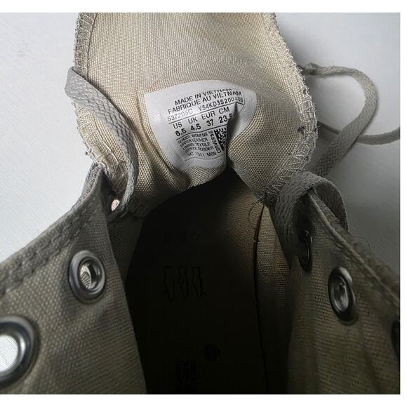 Converse Chuck Taylor All Star High Top Gray Suede 6.5 Stud Sneaker Punk Indie - Picture 6 of 7